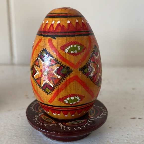 VTG matryoshka dolls & wooden eggs purchased in Russia in 1990. Stands included. - Picture 9 of 10